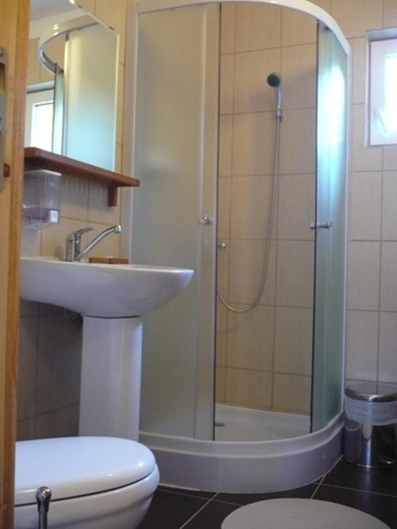 Pensiunea Tiuta Hotel Corbeni Bilik gambar